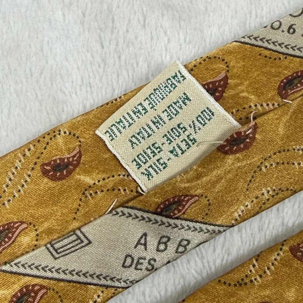 Joseph Abboud Mens Silk Tie Gold Mustard Yellow Paisley Made in Italy